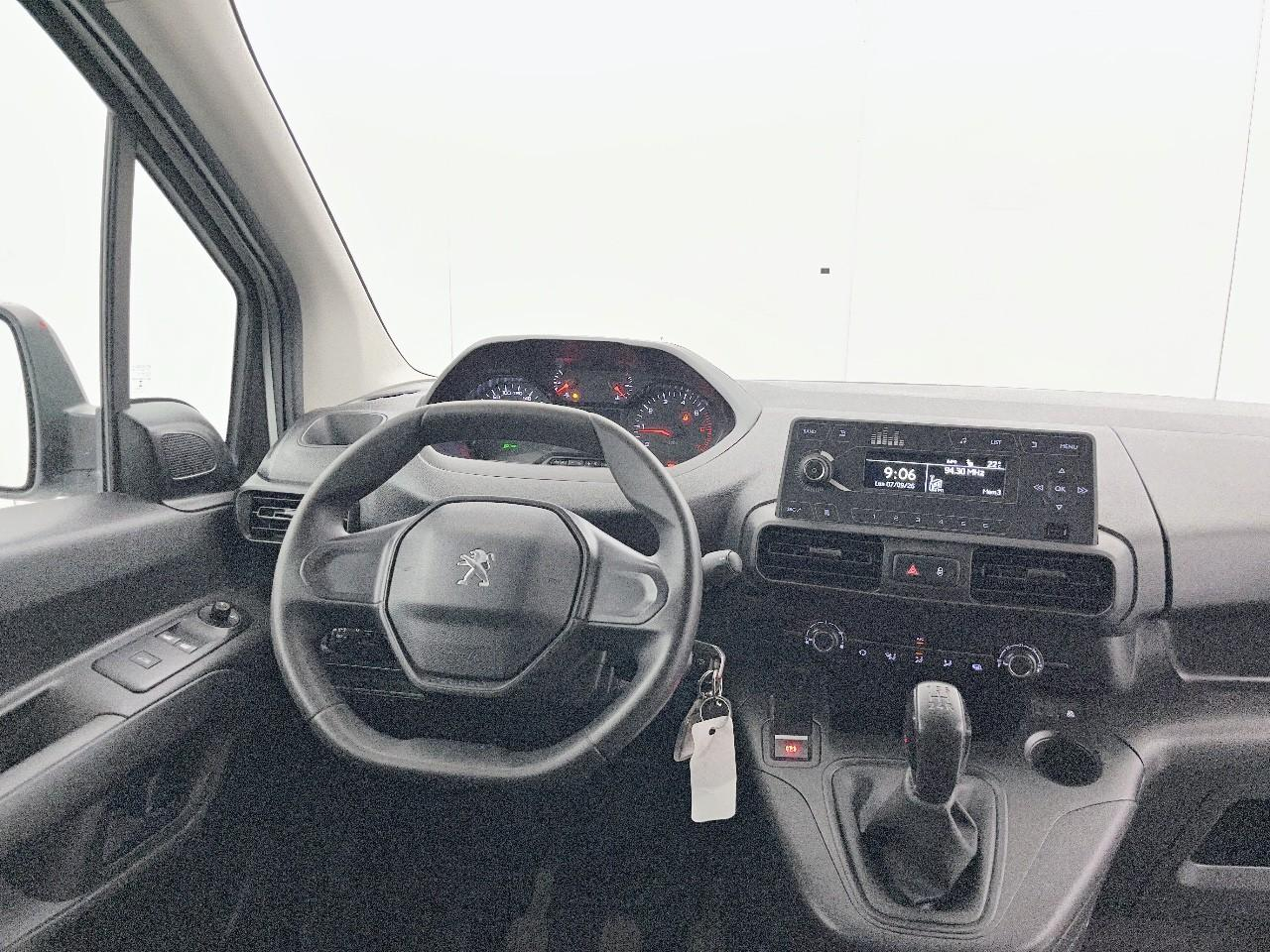 Peugeot Partner fourgon standard 1000 kg bluehdi 100 s&s bvm5 prem — photo 12