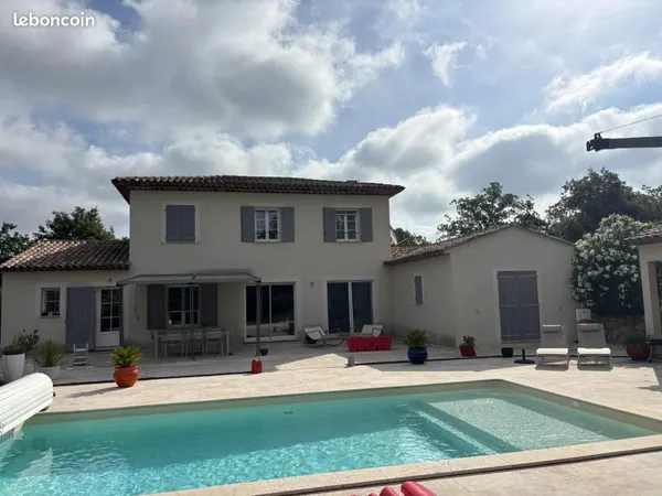 Maison 6 pièces 168 m²