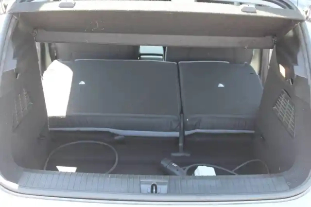 Renault Megane e-tech ev60 220 ch super charge — photo 13