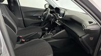 Peugeot 2008 1.2 PureTech 100ch S&S Style — photo 15