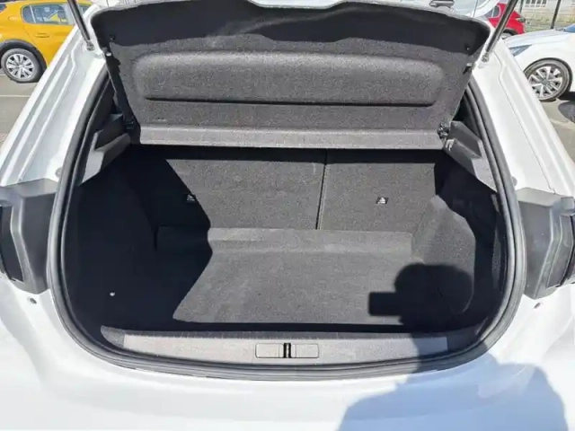 Peugeot 208 electrique 136ch 51 kwh business — photo 8
