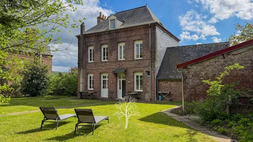 Maison 7 pièces 210 m²