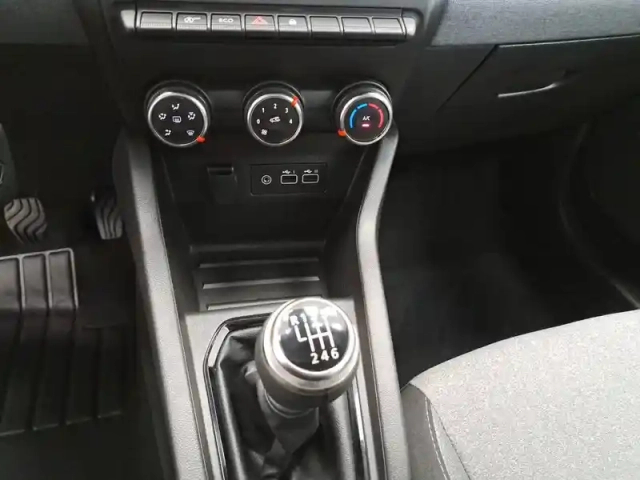 Renault Clio tce 90 — photo 75