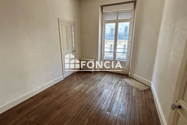Appartement 3 pièces 67 m²