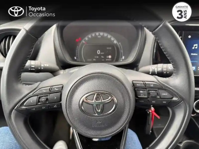 Toyota Aygo X 1.0 vvt-i 72ch dynamic — photo 13