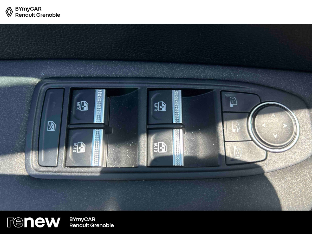 Renault Symbioz E-Tech full hybrid 160 ch — photo 20