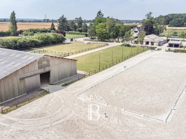 Aux portes de Paris - Propriété équestre de plus de 8 hectares