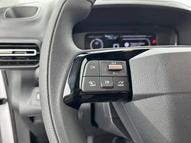 Citroën Berlingo - fourgon m diesel 100 ch manuelle — photo 19