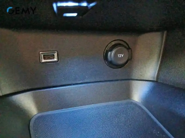Peugeot 3008 puretech 130ch s&amp;s eat8 — photo 44