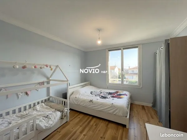 Immeuble 338 m²