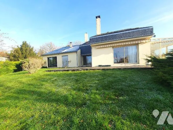 Maison 13 pièces 378 m²