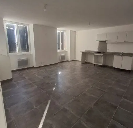 Appartement T3 REOLE - 63 m2 - 580 Euros TTC