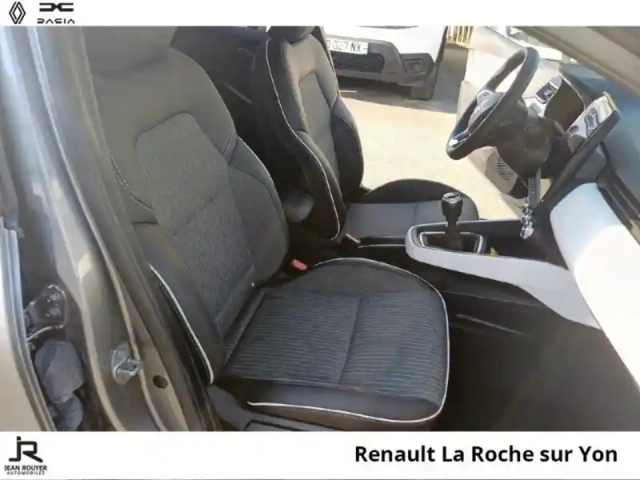 Renault Clio 1.0 tce 90ch techno — photo 14
