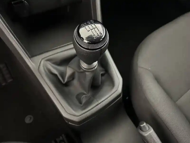 Dacia Sandero eco-g 100 - 22 — photo 46