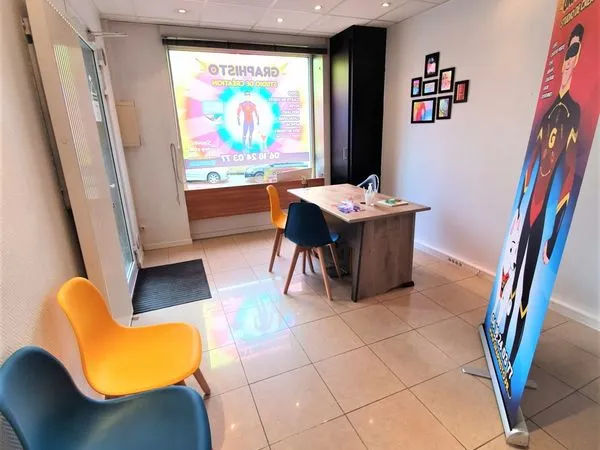 Local commercial 40 m² Hundling