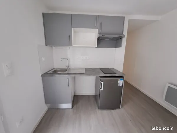 Studio 1 pièce 20 m²
