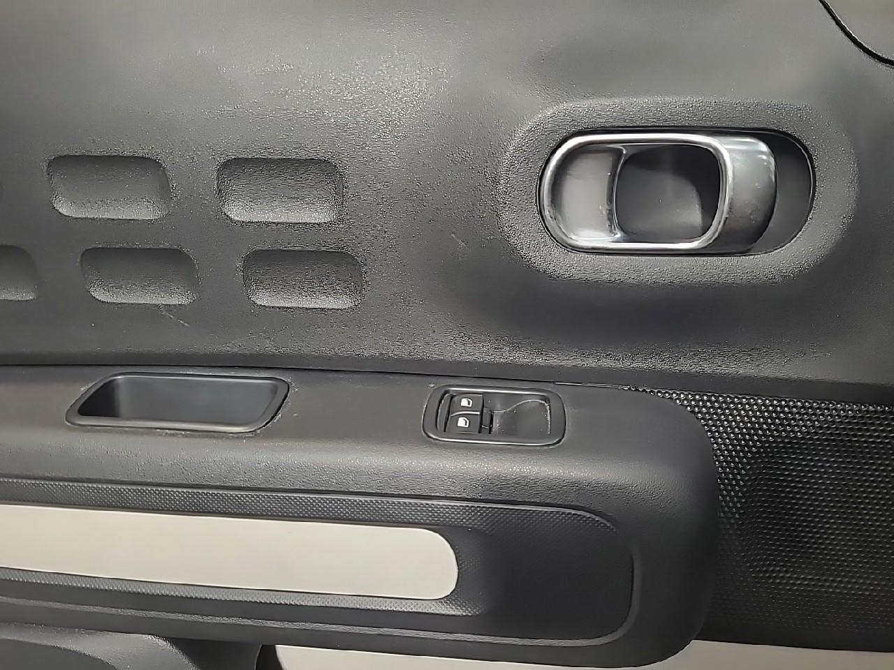 Citroën C3 puretech 83 ch bvm5 plus — photo 24
