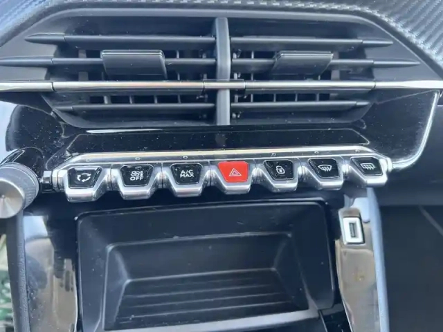 Peugeot 2008 puretech 130 s&amp;s bvm6 — photo 62