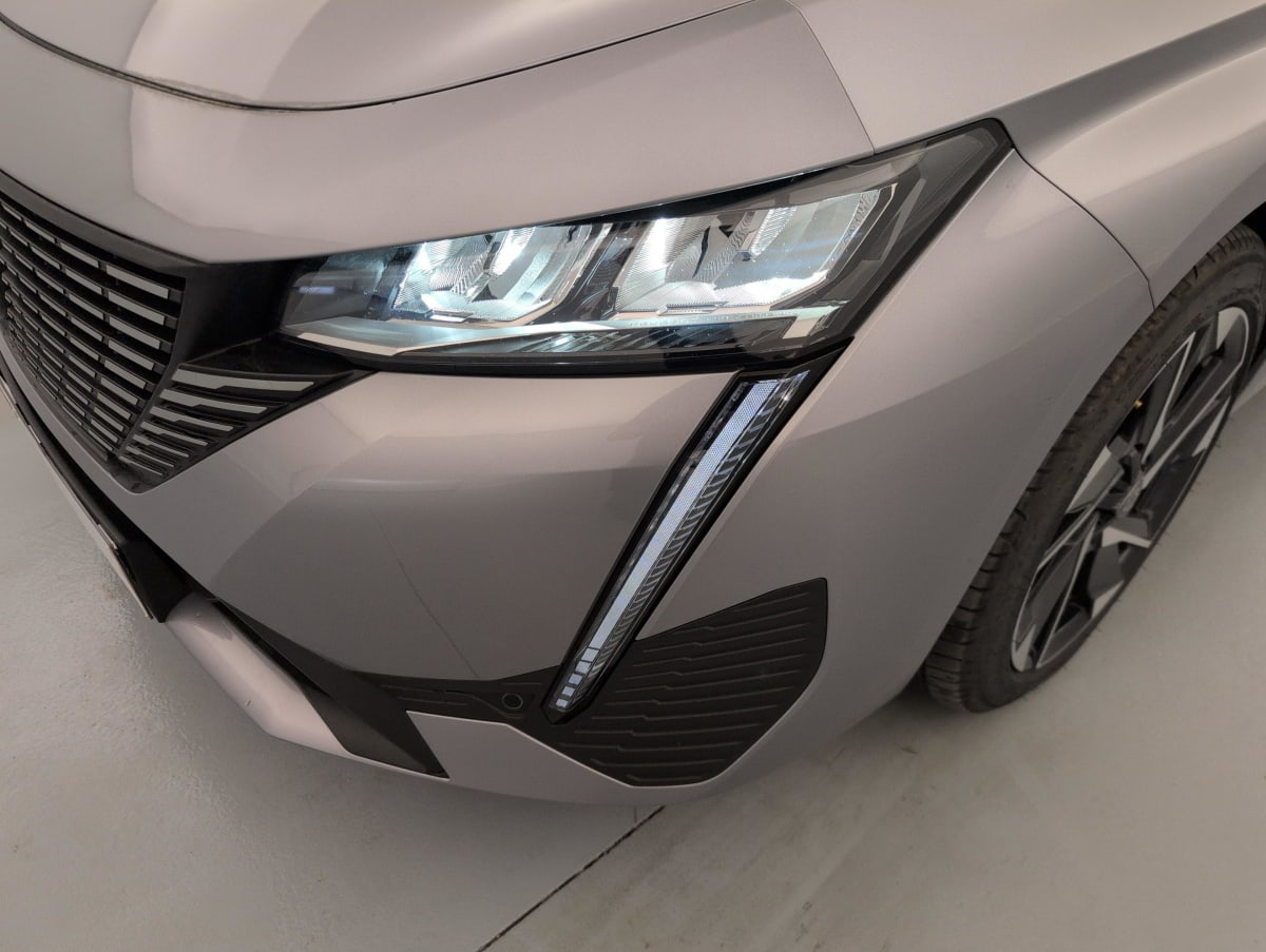Peugeot 308 — photo 22