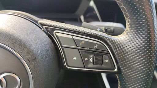 Audi A3 Sportback 45 TFSIe 245 Stronic 6 - S Line Competition Plus – 2022 – 72325 km – Hybride rechargeable – Boîte Automatique — photo 9