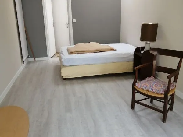 Location T1