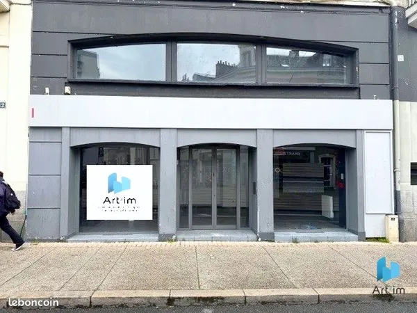 Local 147 m² Le Mans