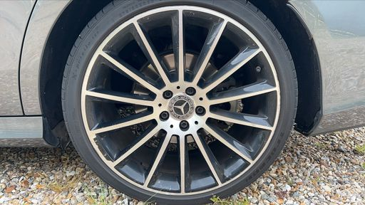 Mercedes Classe E 220 d 194  9G-Tronic - AMG Line – 2018 – 155900 km – Diesel – Boîte Automatique — photo 3