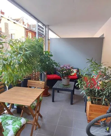 Loue bel appartement avec parking ssol sécurisé