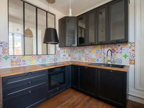 Faubourg Saint Jean, appartement 3 pièces 56.80m2 rénové, ve