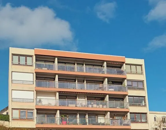 Nouveaute pour investisseur chambre de 12 m2 louee dans residence av