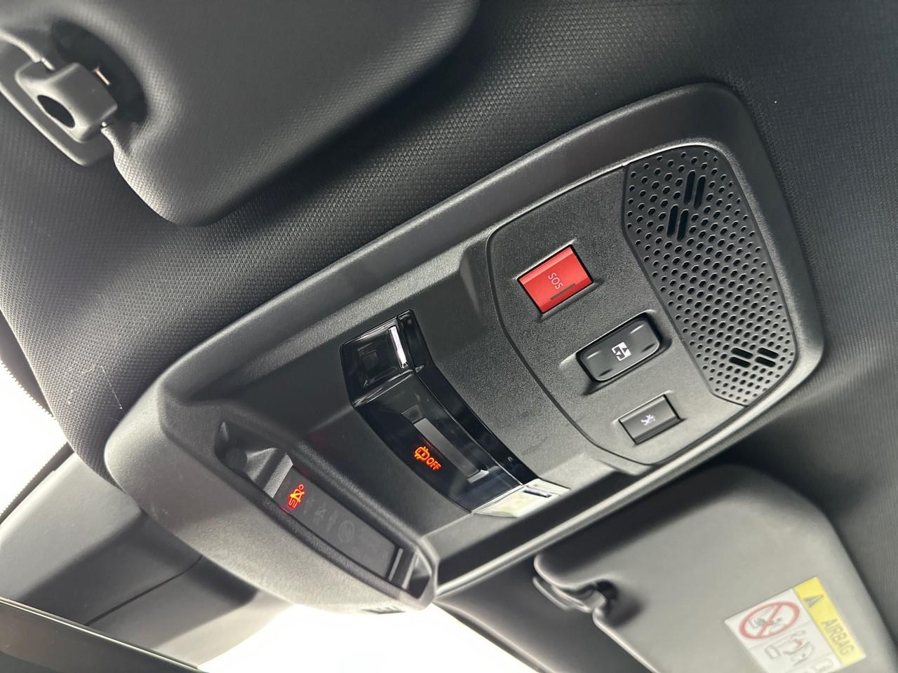 Peugeot 2008 puretech 130 s&s eat8 gt pack — photo 33