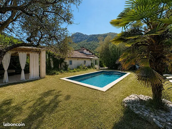 Maison 5 pièces 105 m²