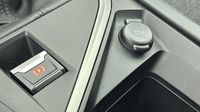 Peugeot 308 1.2 PureTech 130ch S&S Allure — photo 18