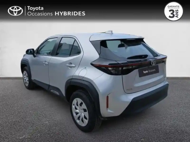 Toyota Yaris cross 116h dynamic mc24 — photo 2