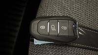 Peugeot 208 1.2 100ch S&S Allure — photo 16