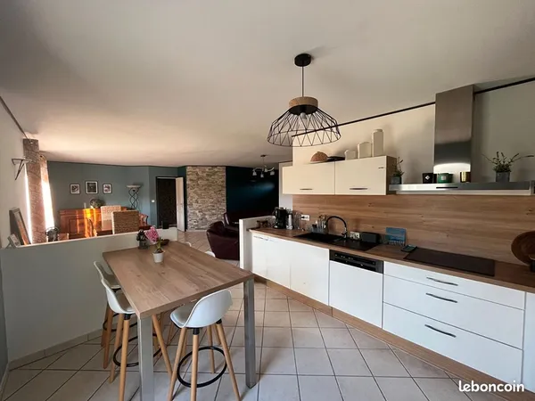 Maison 8 pièces 135 m²