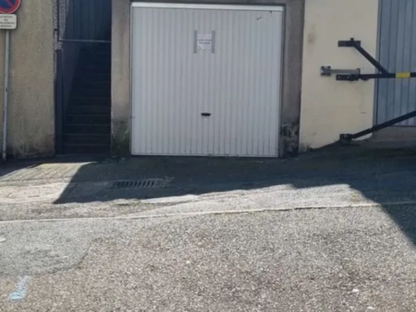 Garage box 14m² Rive-de-Gier