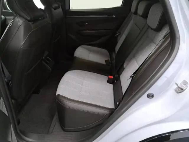 Renault Megane e-tech 220 ch autonomie confort gsr2 — photo 114