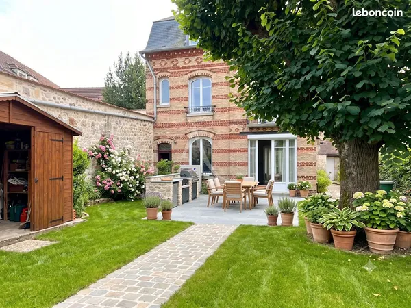 Maison 8 pièces 154 m²