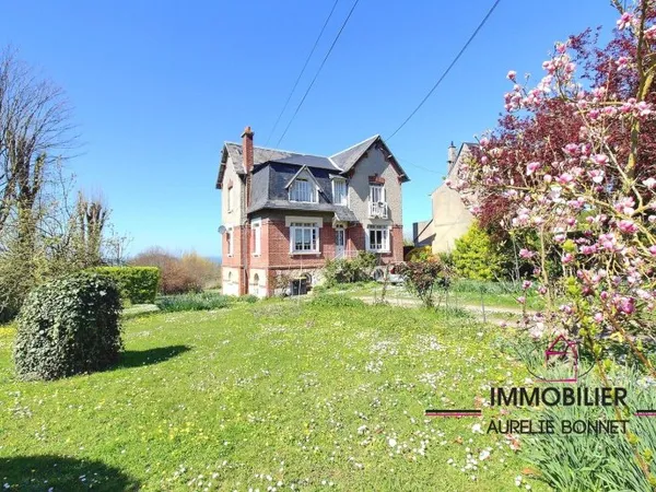 Maison 8 pièces 182 m²