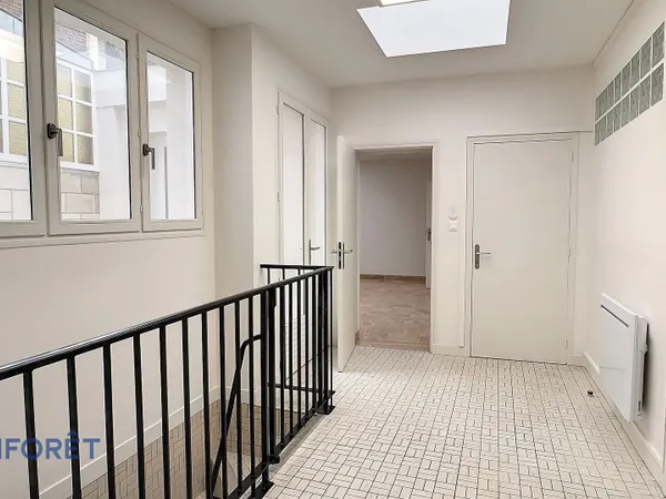 Bureaux 130 m²
