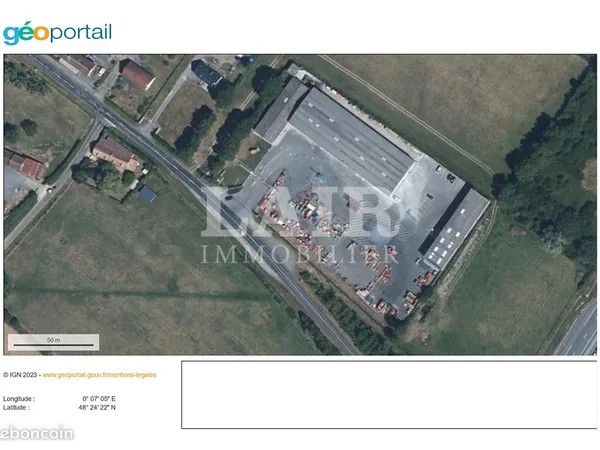 Local 2950 m² ALENCON
