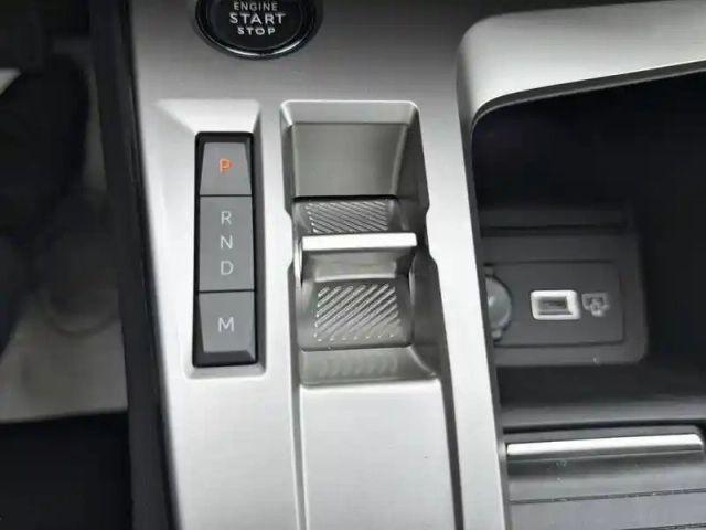 Peugeot 408 puretech 130 ch s&amp;s eat8 allure pack — photo 24