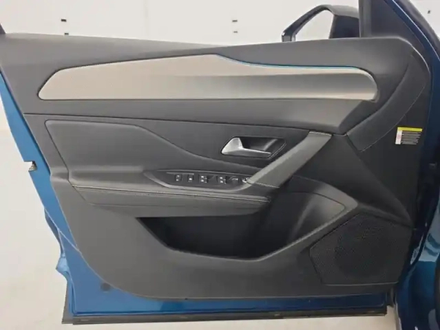 Peugeot 408 phev 225ch gt e-eat8 suréquipée + toit ouvrant — photo 29