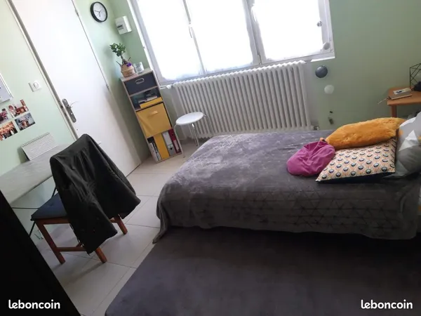 Studio indépendant chez l'habitant