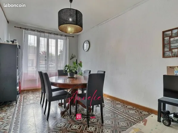Maison 6 pièces 140 m²