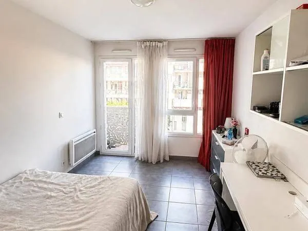 Studio 1 pièce 18 m²