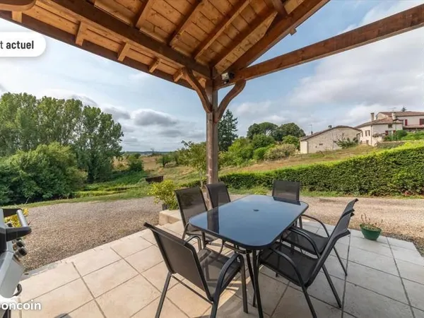 Maison 5 pièces 138 m²
