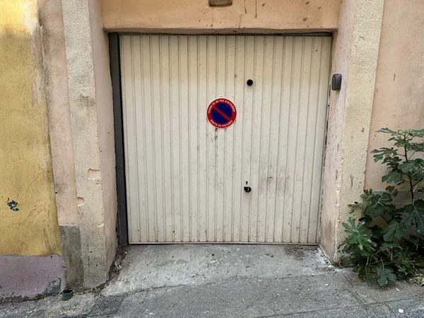 Garage de stockage 17 mètre carré