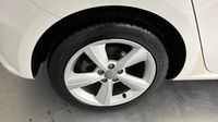 Audi A1 Sportback 1.0 TFSI 82ch Ambiente — photo 22
